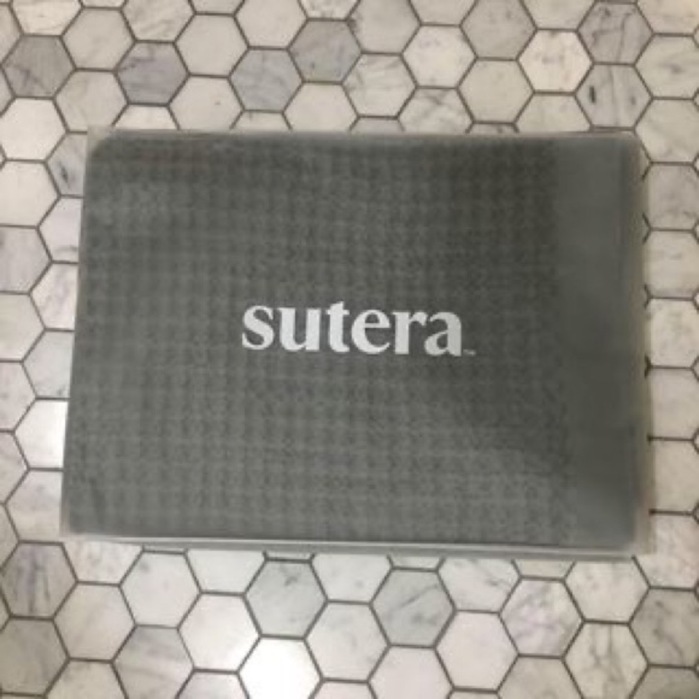 COPY - Sutera Silver-thread waffle bath towel